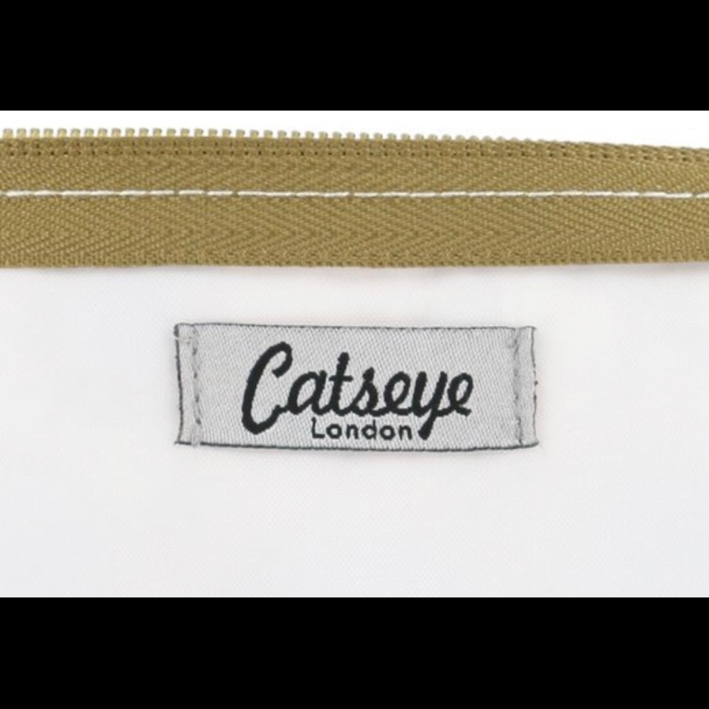 LAST ONE! Catseye London Cosmetic Bag - Picture 3 of 4